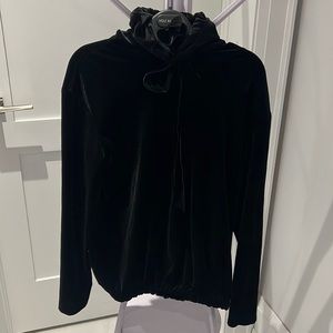 Velvet long sleeve hoodie